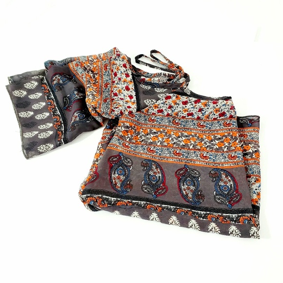 Sheer Off-Shoulder Boho Floral Print Flowy Blouse - Picture 4 of 7